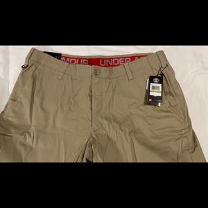 (1) Under Armour Performance Straight Leg Chino Golf Pants - Khaki - NWT